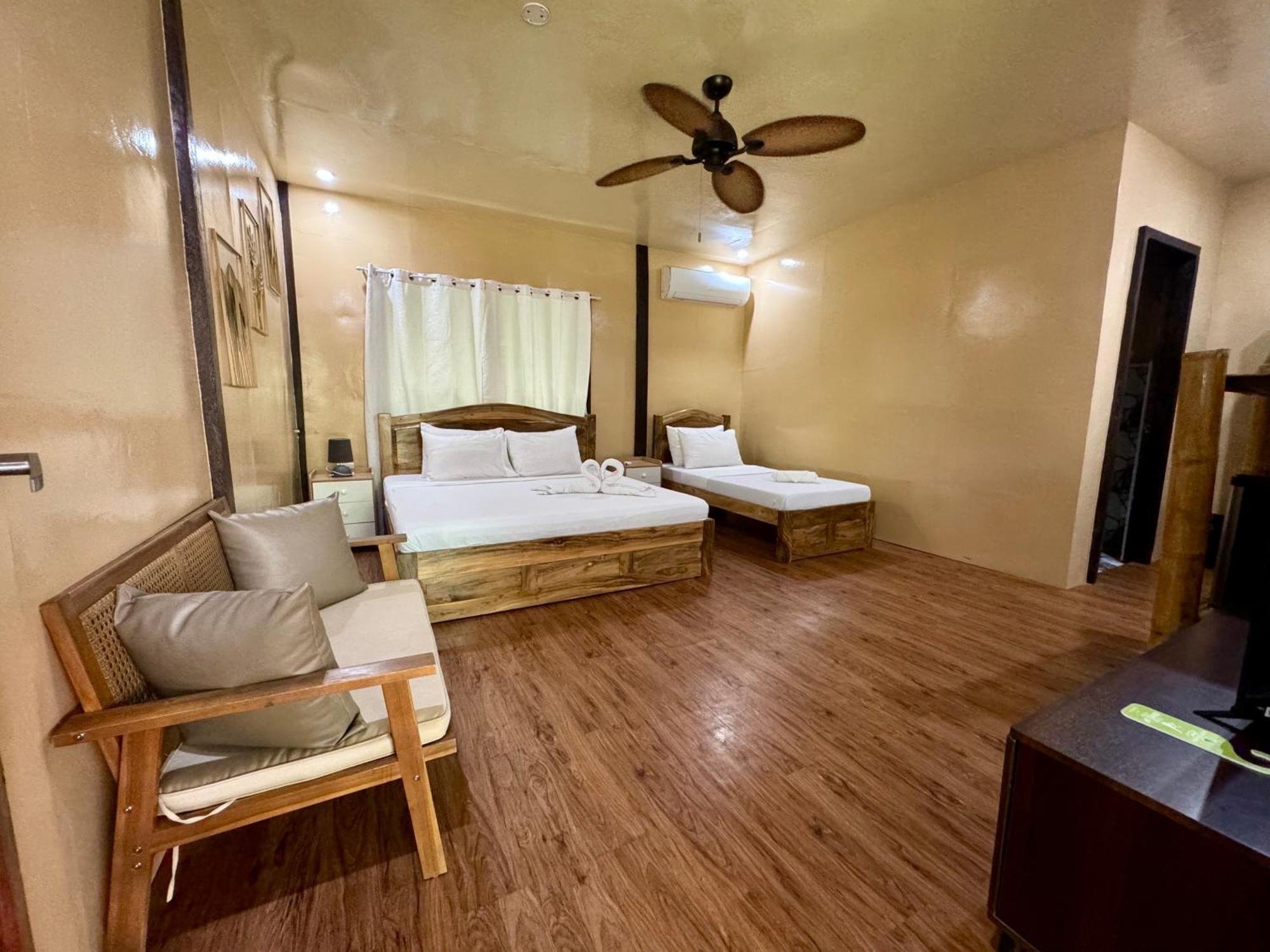 Resort Cool River Loboc